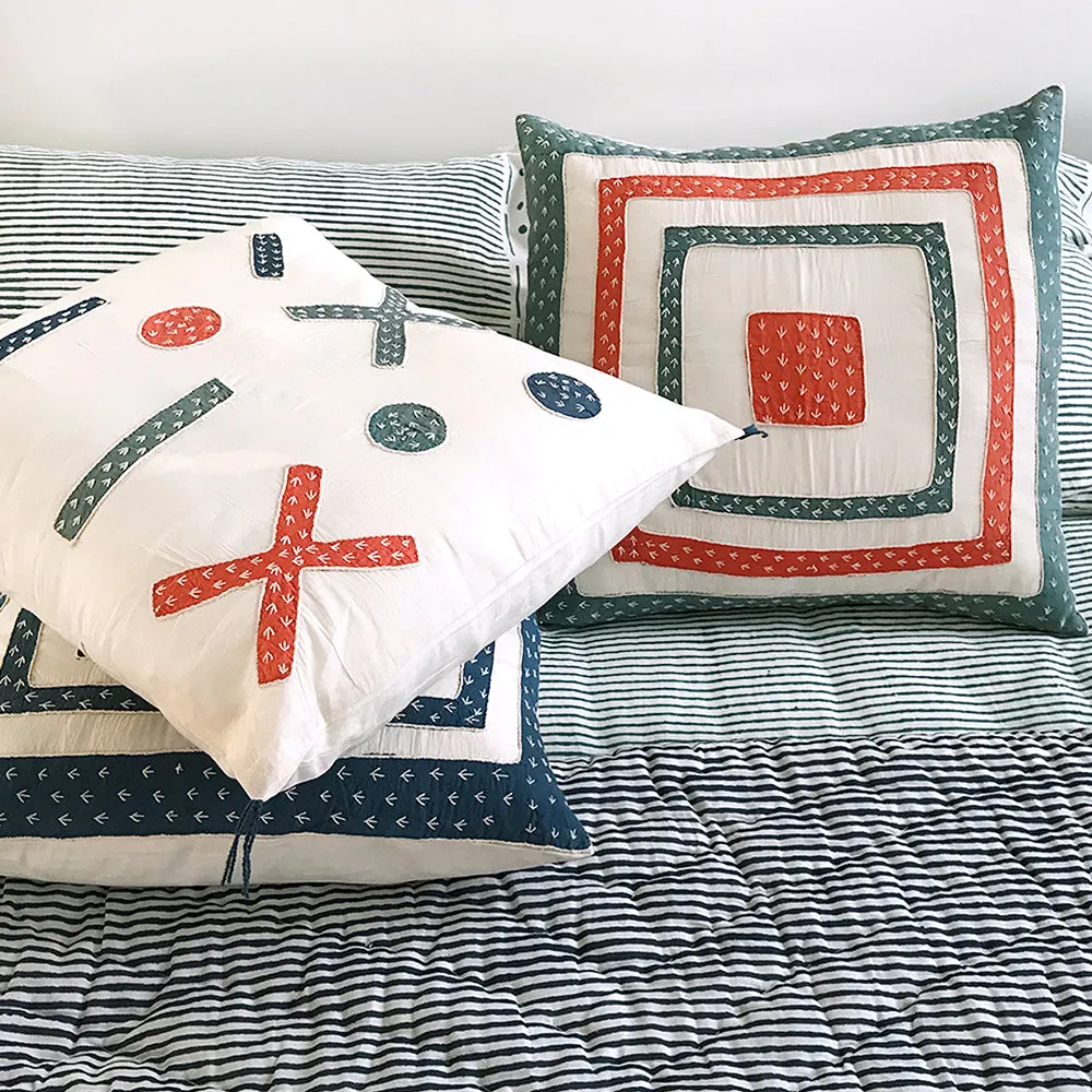Proud Mary for Tilonia® Appliqué Pillow Cover - Criss Cross