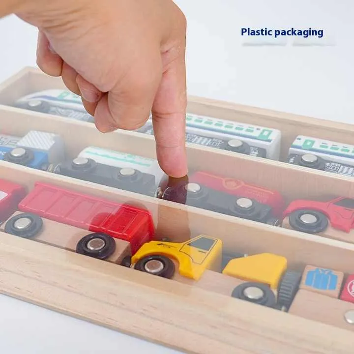 Tomas متعددة الوظائف للمشهد الخشبي تناسب . Tomas Multifunctional Wooden Scene Set